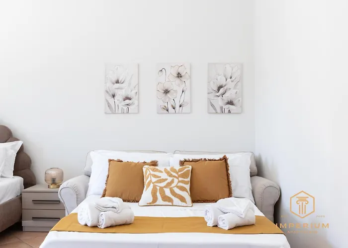 Imperium Luxury Flat - 12pax, 4 Bdrm, 8 Min Metro, Center, A-c Apartamento Roma