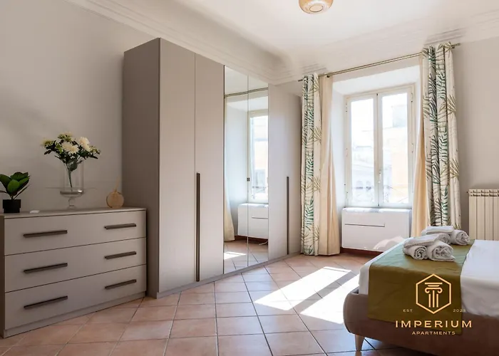 Apartment Imperium Luxury Flat - 12pax, 4 Bdrm, 8 Min Metro, Center, A-c Rome