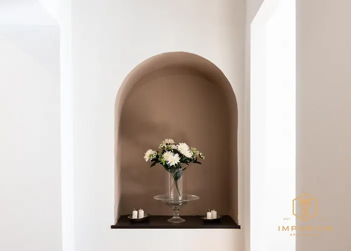 Apartment Imperium Luxury Flat - 12pax, 4 Bdrm, 8 Min Metro, Center, A-c Rome